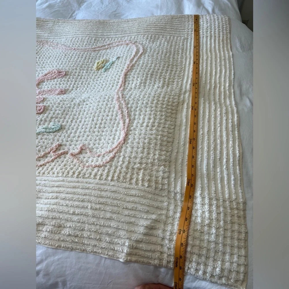 1950s Vintage Cotton Chenille Lamb Baby Blanket 62x39